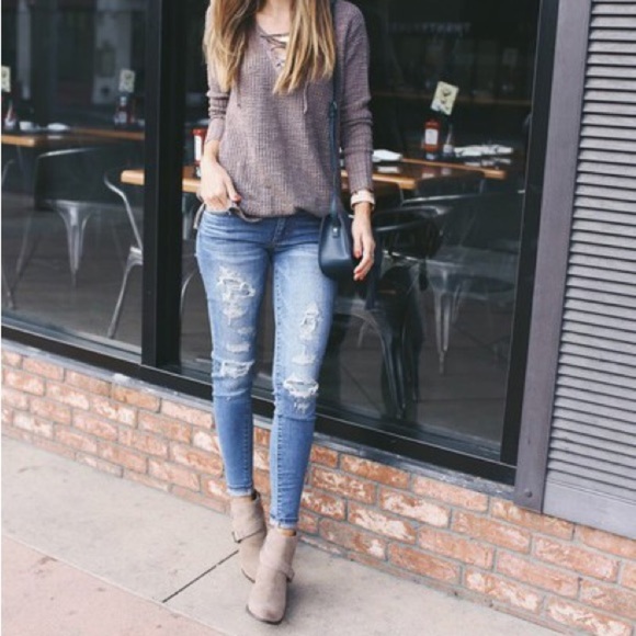 American Eagle Outfitters Ripped & Patched Denim Super Stretch Jegging 4 Short - Picture 16 of 16